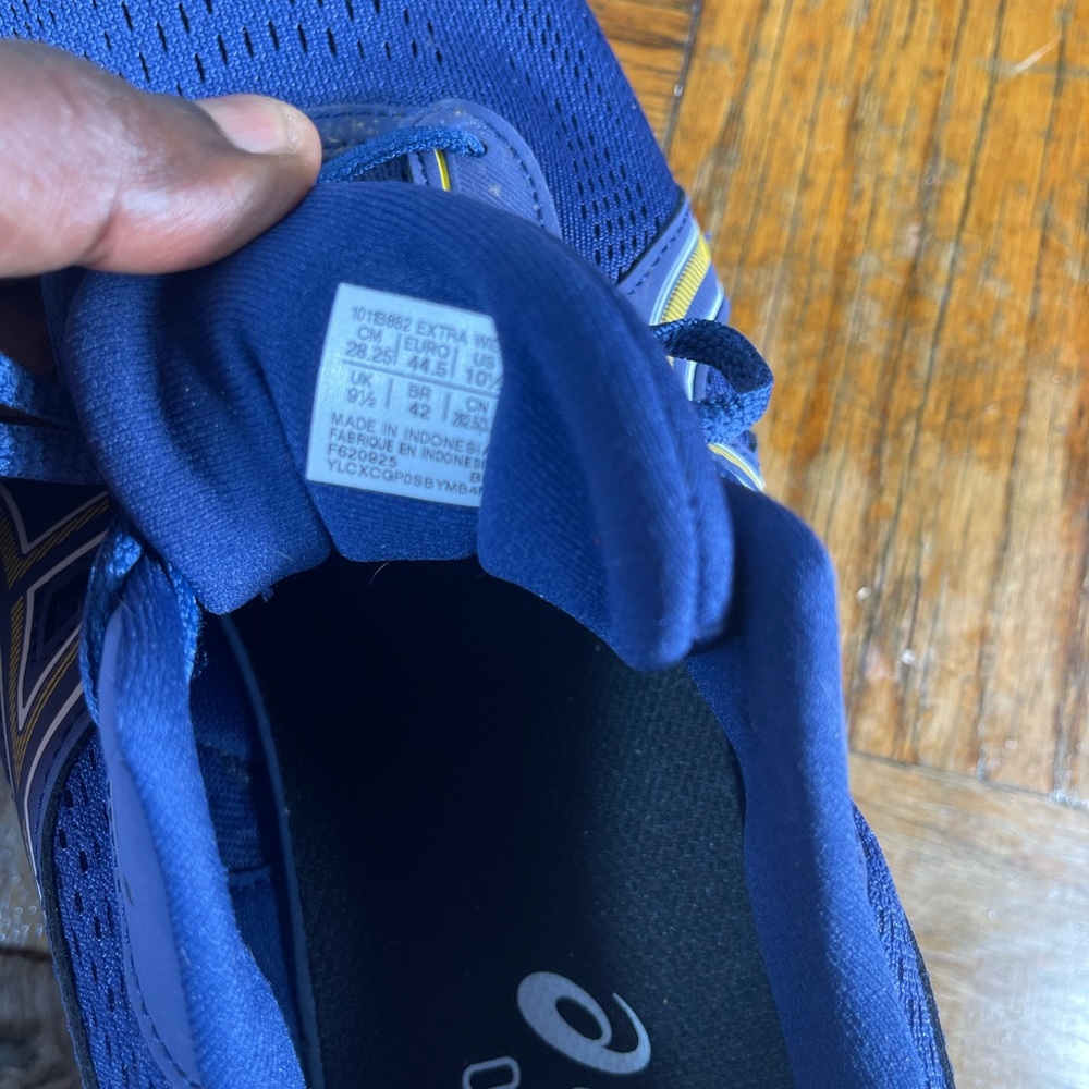 ASICS Men's Athletic Running Shoes — Navy with Yellow Accents - Picture 7 of 7